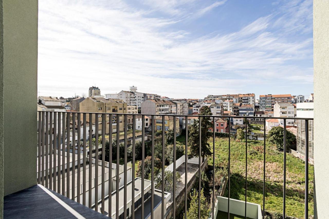 Santos Pousada 1071 By Lovelystay Porto Exterior photo
