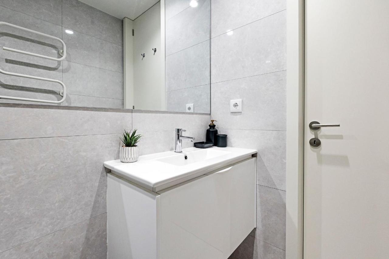 Santos Pousada 1071 By Lovelystay Porto Exterior photo